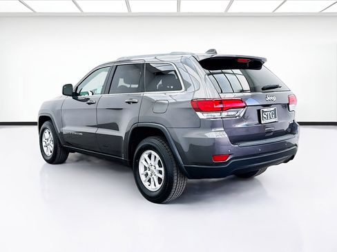 Used 2020 Jeep Grand Cherokee Laredo image 6