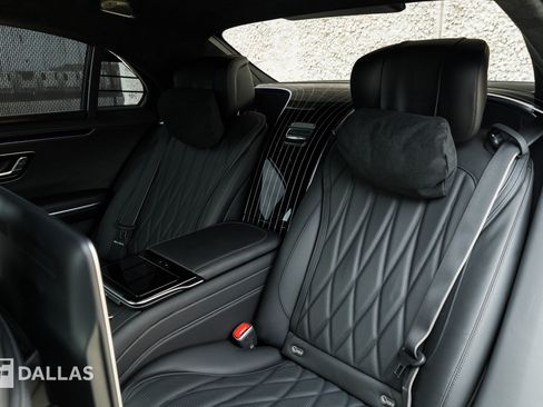 Used 2024 Mercedes-Benz S 63 AMG S image 35