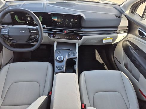 New 2026 Kia Sportage EX AWD/4WD image 13