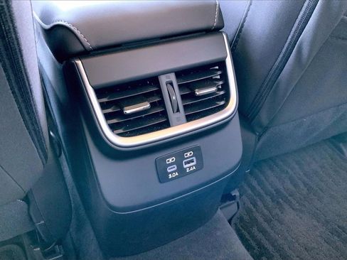 Certified 2025 Subaru Outback Premium image 10