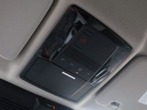 Used 2025 Mitsubishi Outlander AWD image 19