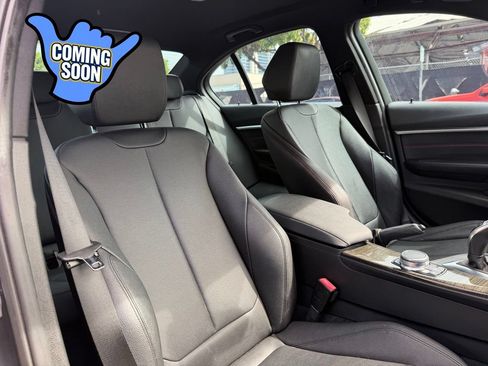 Used 2017 BMW 330i xDrive Sedan AWD/4WD image 14