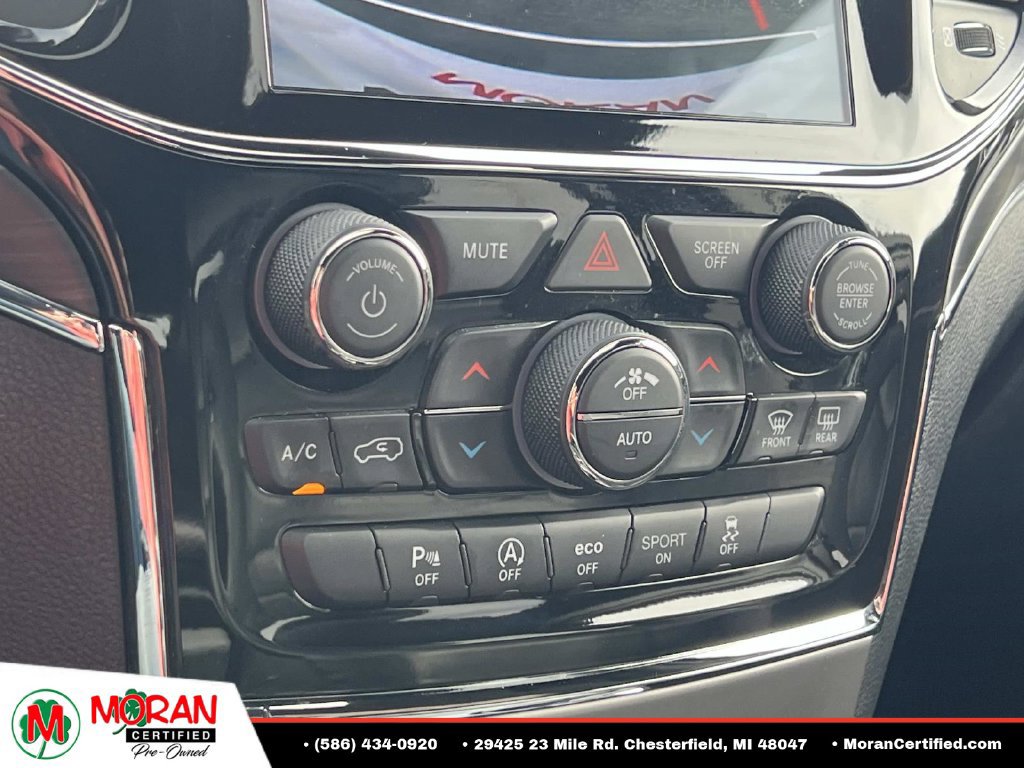Used 2021 Jeep Grand Cherokee Limited AWD/4WD image 24