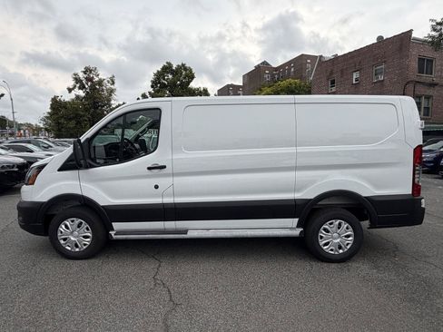 Used 2025 Ford Transit 250 Low Roof w/ Exterior Upgrade Package RWD image 8