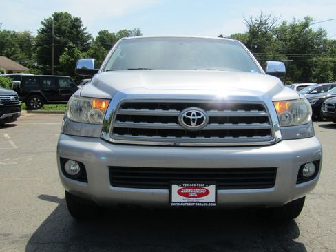 Used 2008 Toyota Sequoia Limited AWD/4WD image 2