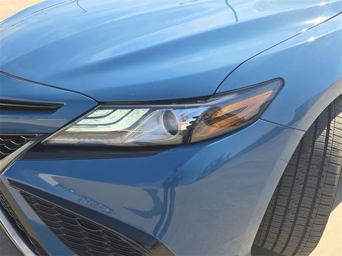 Used 2023 Toyota Camry XSE image 31