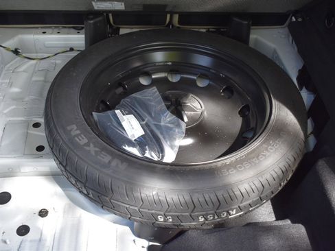 Used 2021 Mercedes-Benz GLC 300 300 4MATIC Premium Pkg Panoram image 49