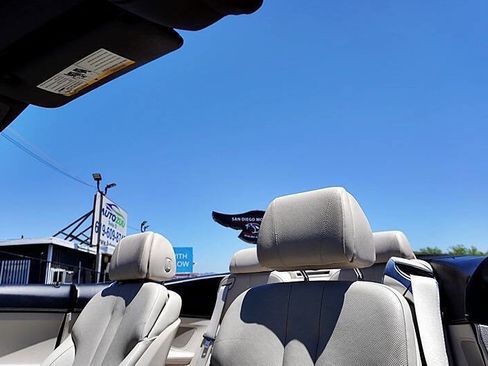 Used 2015 BMW 640i Convertible RWD image 15