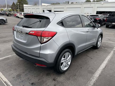 Used 2019 Honda HR-V EX image 9