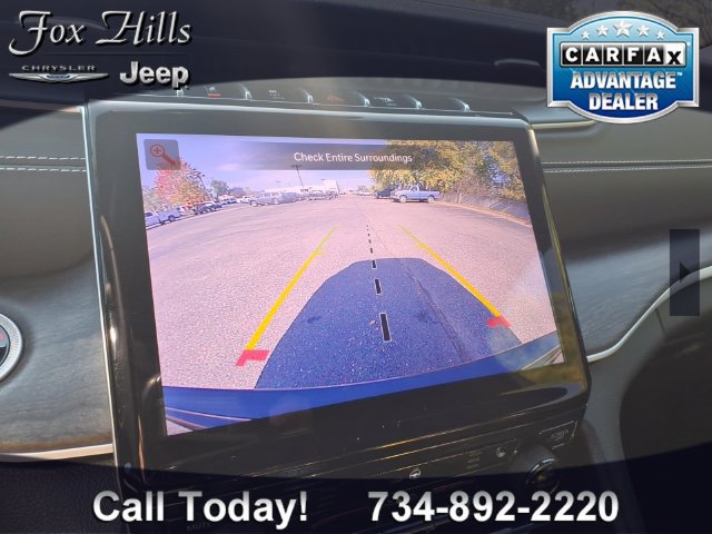 Certified 2025 Jeep Grand Cherokee Limited w/ Black Appearance Package AWD/4WD image 21
