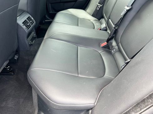 Used 2018 Jaguar XE Premium AWD/4WD image 15