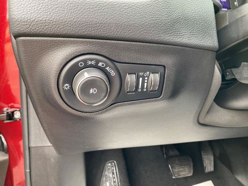 Used 2021 Jeep Compass Latitude FWD image 63