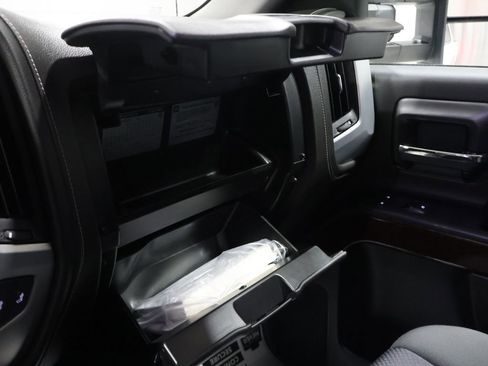 Used 2017 GMC Sierra 1500 SLE w/ SLE Value Package image 30