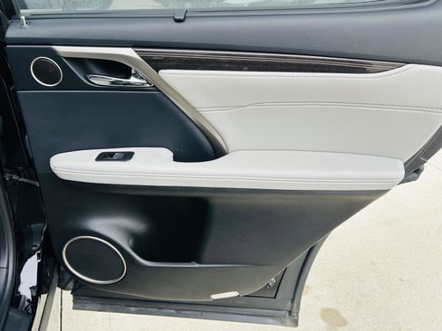 Used 2019 Lexus RX 450h AWD image 30