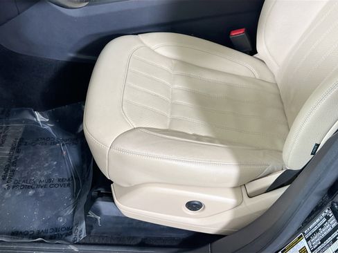 Used 2019 Mercedes-Benz GLS 450 4MATIC image 19