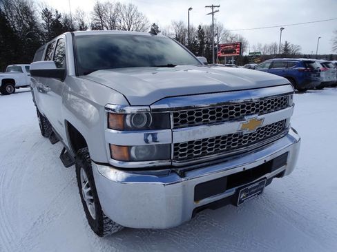 Used 2019 Chevrolet Silverado 2500 LT image 2