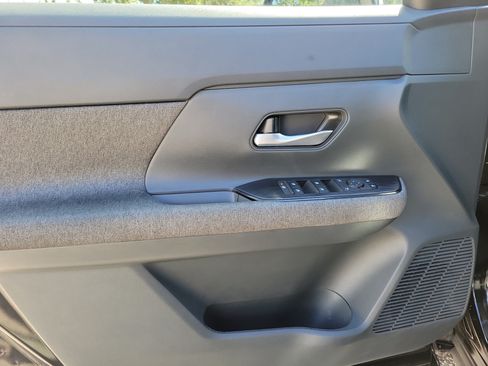 Certified 2025 Nissan Kicks SV w/ Illumination Package FWD image 14
