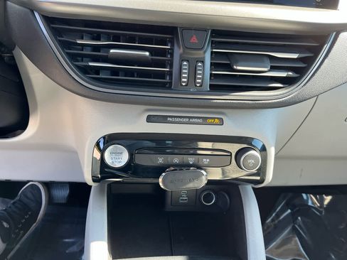 Used 2023 Ford Escape Active w/ Tech Pack #1 AWD/4WD image 18