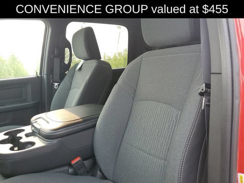 Used 2024 RAM 2500 Tradesman w/ Chrome Appearance Group AWD/4WD image 13