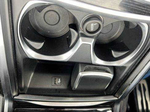 Used 2019 BMW 740e xDrive 740e xDrive iPerformance AWD 4 w/ Executive Package image 57