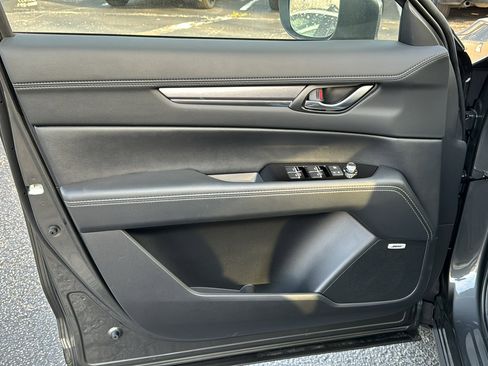 New 2025 MAZDA CX-5 AWD 2.5 S w/ Premium Plus Pkg image 11