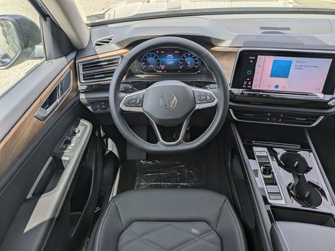New 2026 Volkswagen Atlas SE AWD/4WD image 16