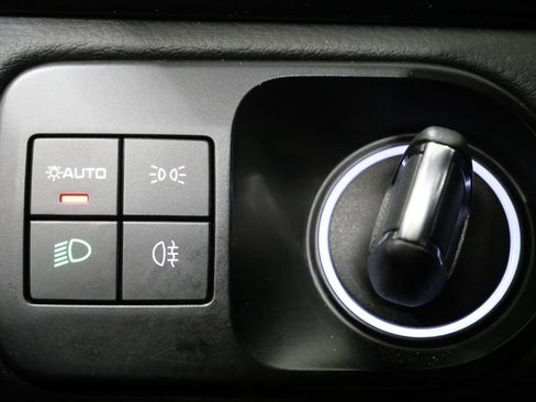 Used 2023 Porsche Cayenne S image 15