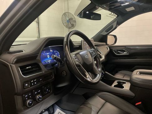 Used 2022 Chevrolet Tahoe RST w/ Luxury Package AWD/4WD image 4