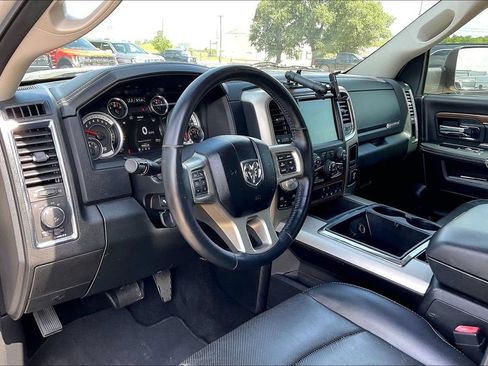 Used 2014 RAM 1500 Laramie w/ Convenience Group AWD/4WD image 14