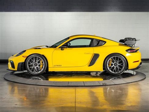 Used 2025 Porsche 718 Cayman GT4 RS image 2
