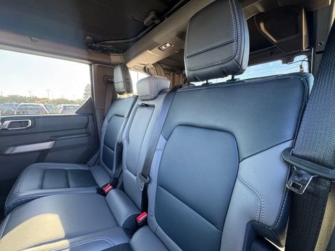Used 2023 Ford Bronco Outer Banks AWD/4WD image 7