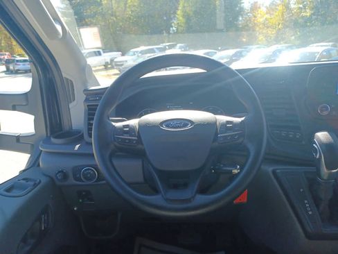 Used 2024 Ford Transit 350 XL image 8