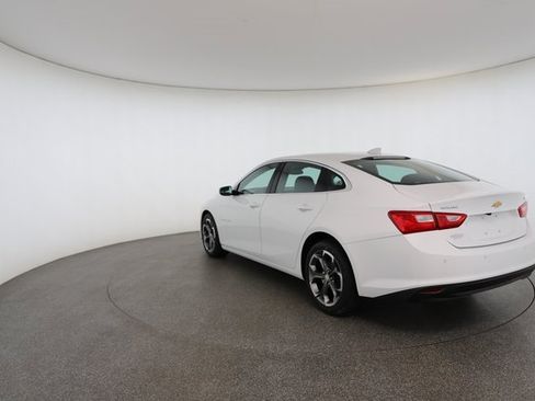 Used 2024 Chevrolet Malibu LT image 11