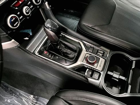 Used 2020 Subaru Forester Limited image 16