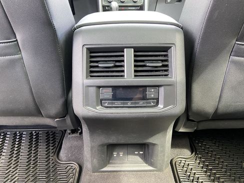 Used 2021 Volkswagen Atlas SEL Premium AWD/4WD image 19