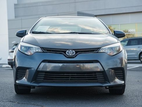 Used 2016 Toyota Corolla LE image 2