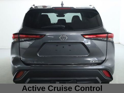 Used 2023 Toyota Highlander Limited image 21