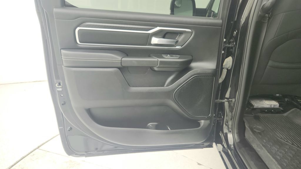 Used 2025 RAM 1500 Big Horn RWD image 25