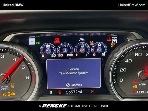 Used 2019 Chevrolet Silverado 1500 High Country w/ Technology Package image 7