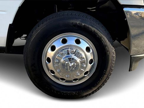 Certified 2024 RAM 3500 Laramie image 32