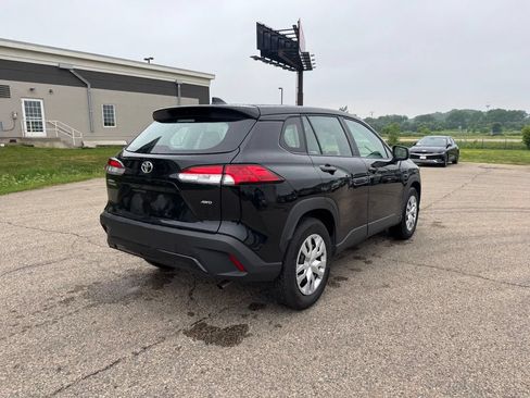 Used 2023 Toyota Corolla Cross L AWD/4WD image 14