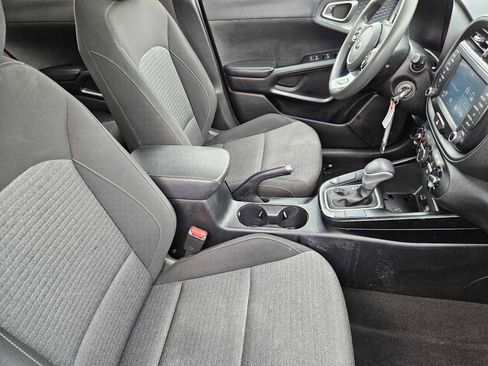 Used 2021 Kia Soul S image 14