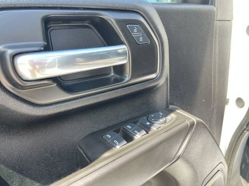 Used 2025 Chevrolet Silverado 3500 W/T AWD/4WD image 11