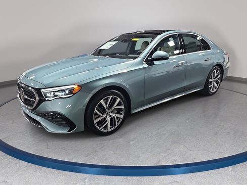 New 2026 Mercedes-Benz E 350 4MATIC Sedan image 1