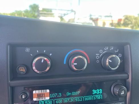 New 2026 Chevrolet Express 2500 Extended w/ Driver Convenience Package RWD image 22