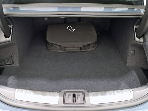 Used 2022 Audi e-tron GT Premium Plus w/ Performance Package image 32