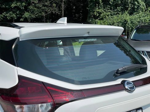 Certified 2021 Nissan Kicks SR w/ SR Premium Package FWD image 35