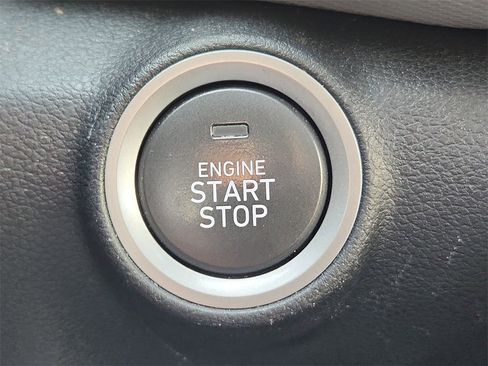 Used 2018 Hyundai Kona Ultimate image 24