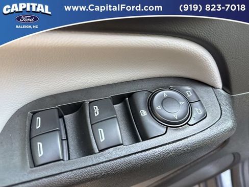 Used 2024 Chevrolet Equinox LT FWD image 21
