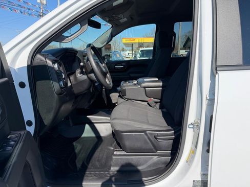 Used 2020 GMC Sierra 2500 4WD Crew Cab 159 w/ Convenience Package image 10